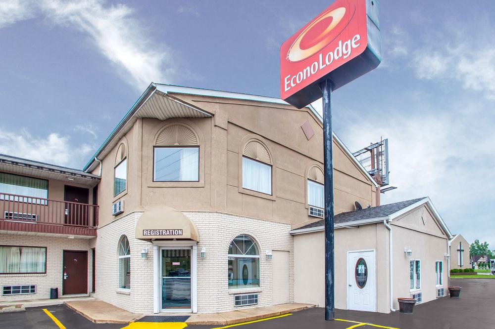 Economy Inn & Suites Hannibal Exterior foto
