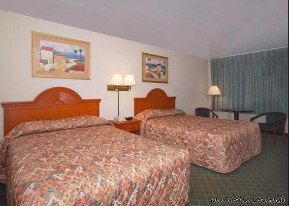Economy Inn & Suites Hannibal Cameră foto